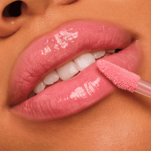 ملمع الشفاه Filler Supreme Lip Gloss من العلامة التجارية الشهيرة Catrice (كاتريس) درجة 20