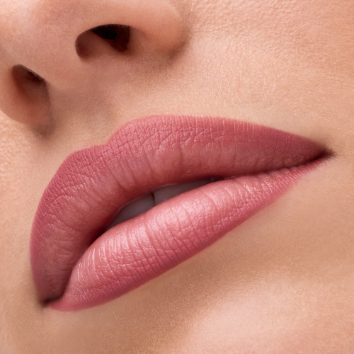 قلم تحديد الشفاه جل جلايد طويل الأمد (Gel Glide Long-Lasting Lip Liner) من الماركة المعروفة Catrice.درجة 020