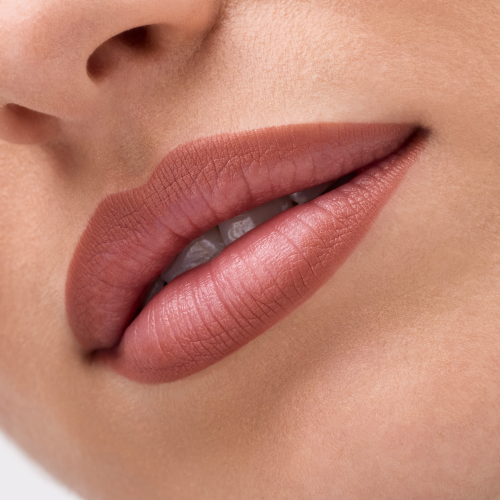قلم تحديد الشفاه جل جلايد طويل الأمد (Gel Glide Long-Lasting Lip Liner) من الماركة المعروفة Catrice.درجة 040