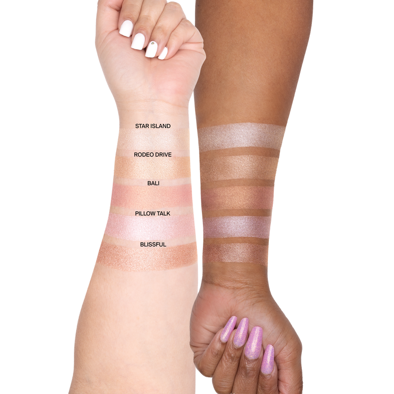 لوحة هايلايتر أوفرا سيجنتشر (Ofra Signature Palette) التي تحتوي على خمسة ألوان إضاءة متنوعة
