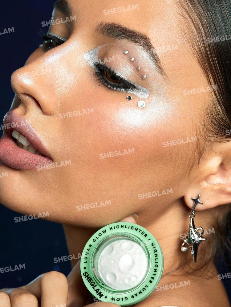 SHEGLAM Lunar Glow Highlighter شي كلام أضاءة للبشرة