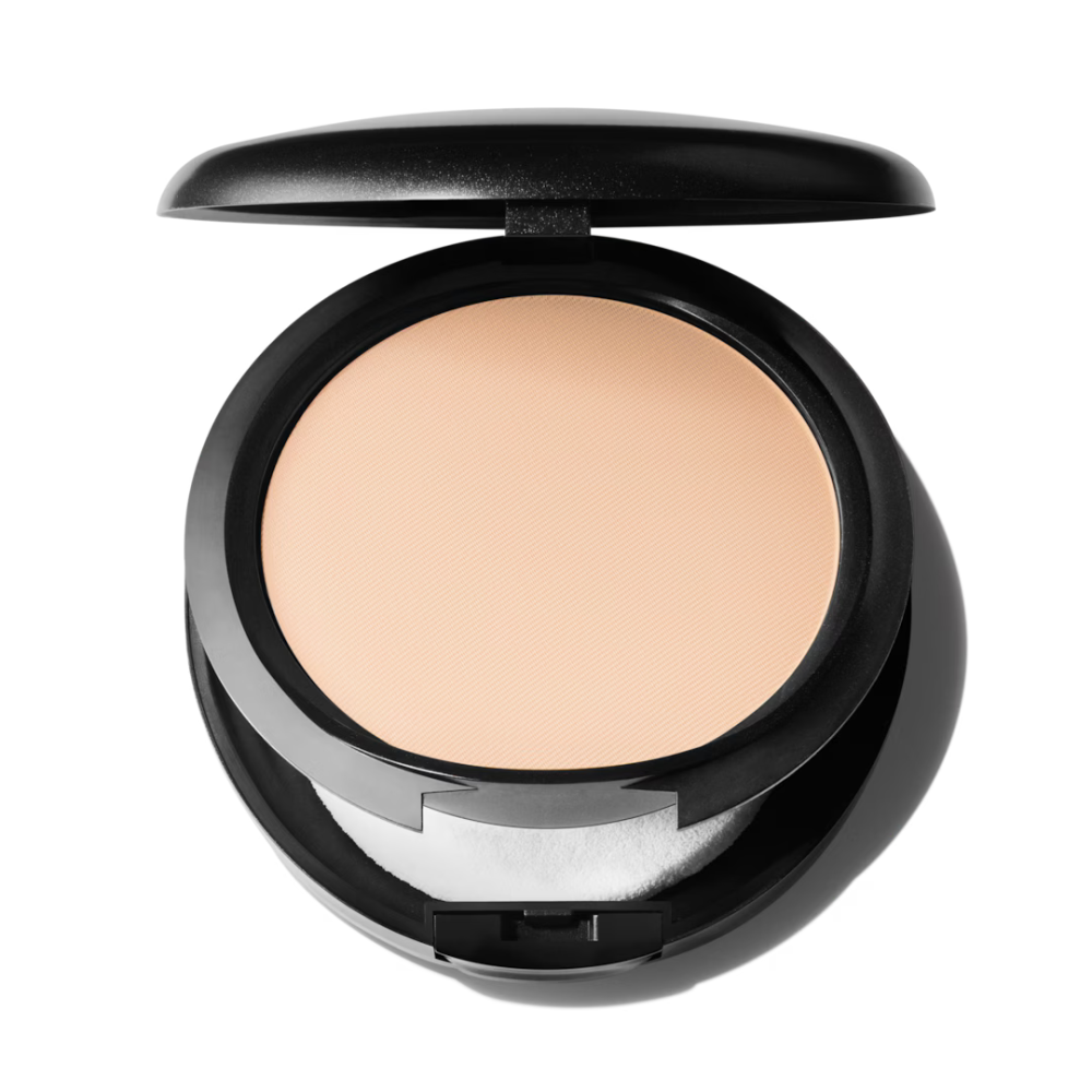 بودرة أساس MAC Studio Fix Powder Plus Foundation