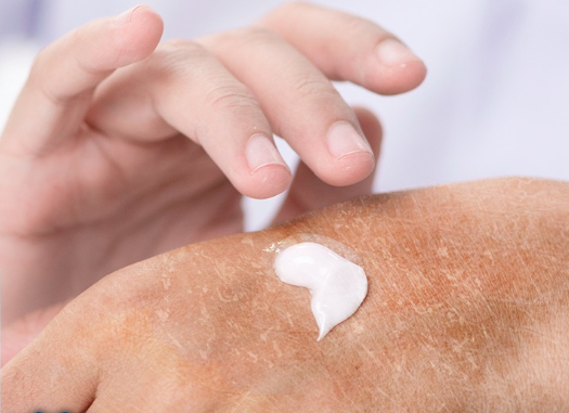 QV Moisturising Cream – 100g | كيو في مرطب للبشرة الجافة - 100 غرام