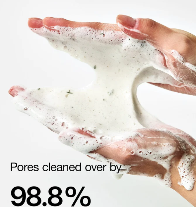 Anua Heartleaf Quercetinol Pore Deep Cleansing Foam - 150ml | أنوا غسول رغوي يحتوي على خلاصة نبات القلب، مصممة لتنظيف المسام بعمق وتقشير خلايا الجلد الميتة بلطف - 150 مل