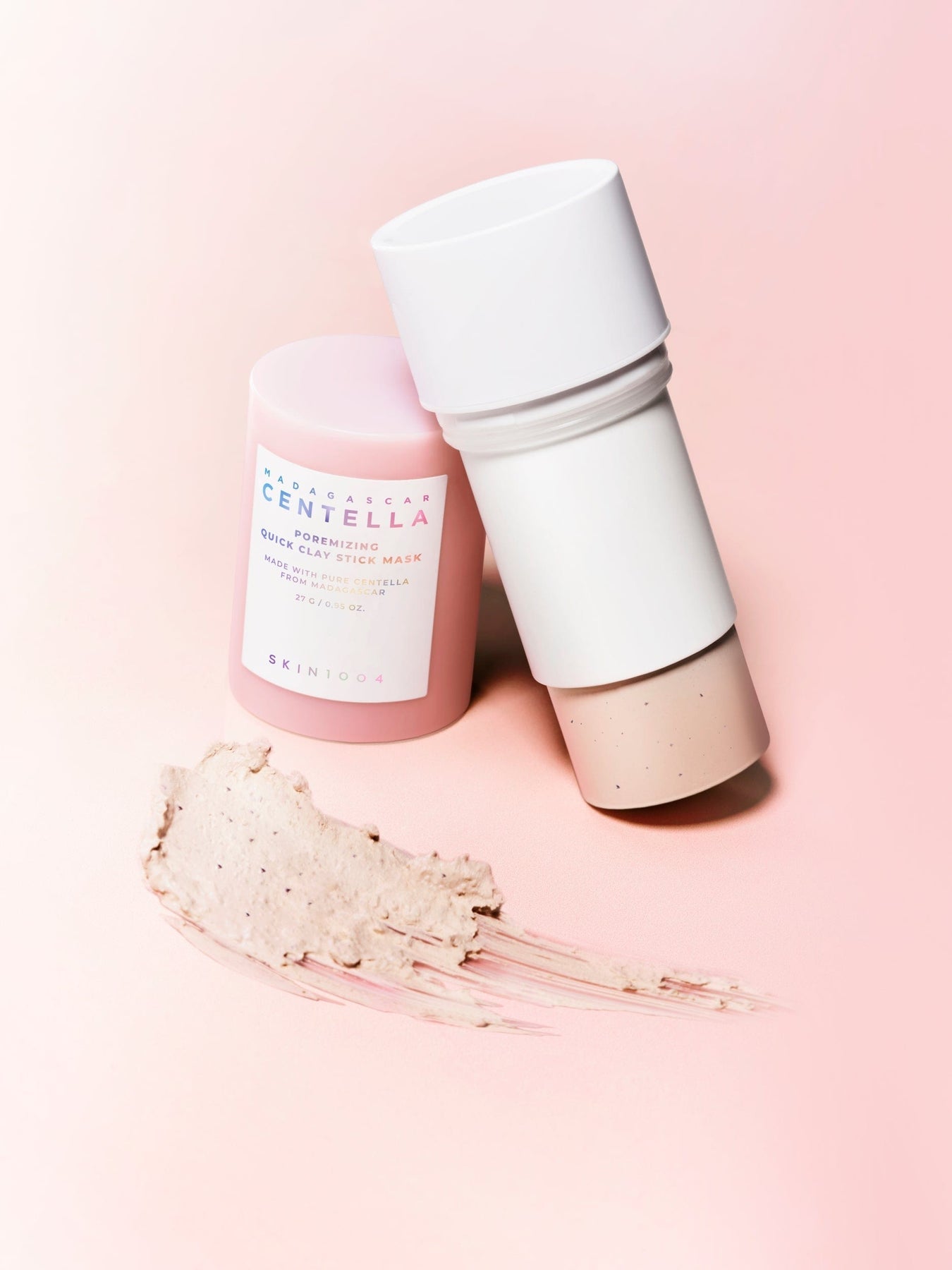 ماسك عصا الطين السريع لتخفيف وإزلة الدهون من المسام SKIN1004 Madagascar Centella Poremizing Quick Clay Stick Mask
