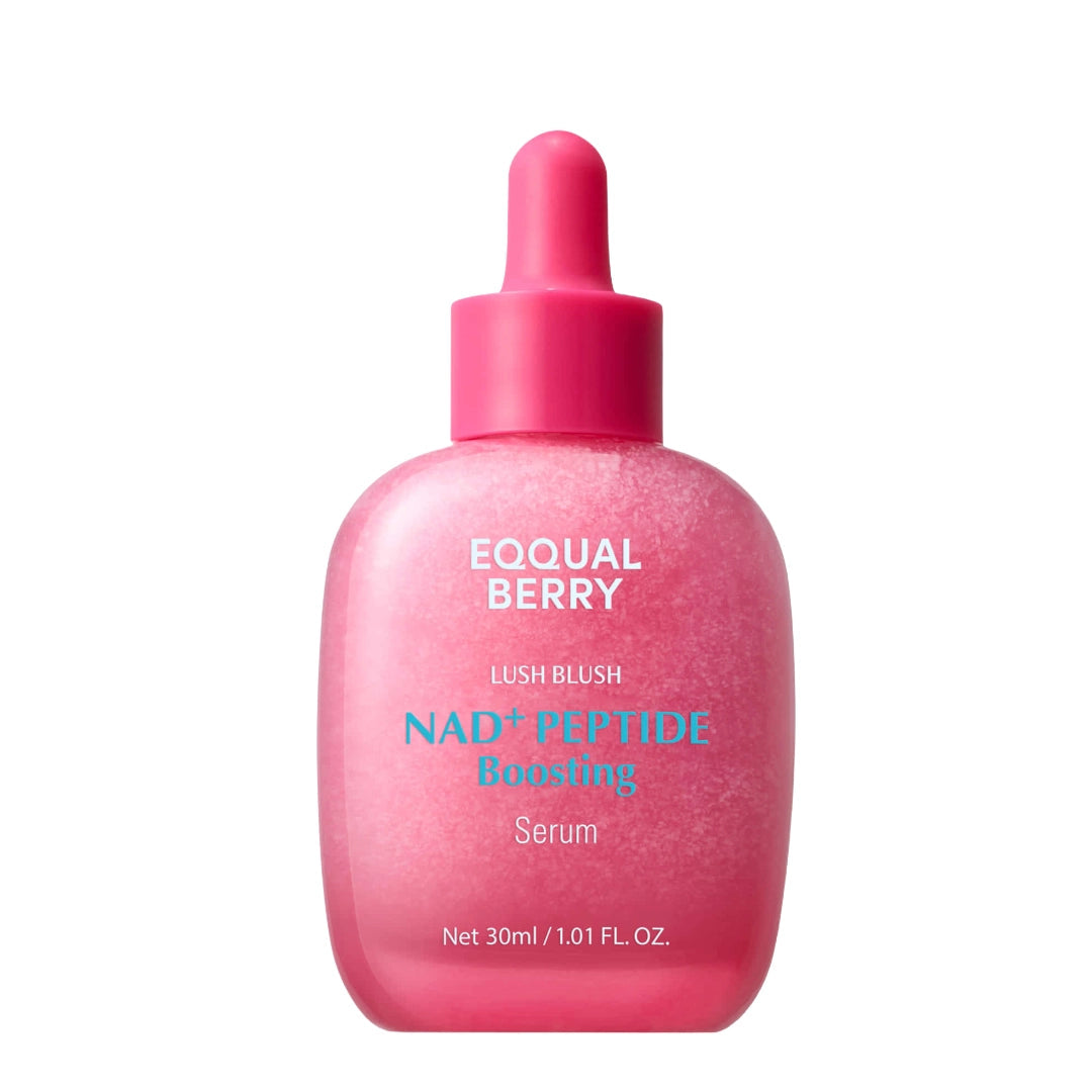 سيروم Eqqualberry Lush Blush NAD+ Peptide Boosting Serum، وهو سيروم كوري متطور مخصص لمكافحة علامات التقدم في السن وتجديد خلايا