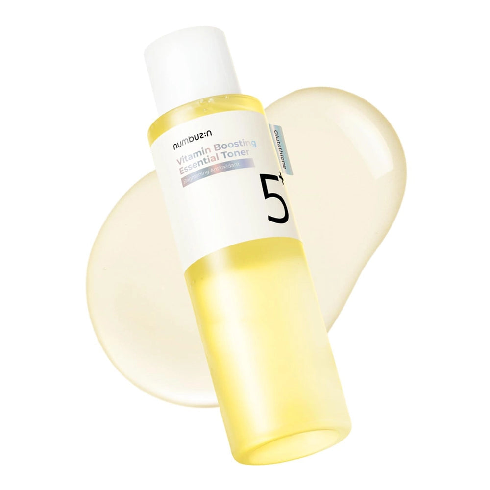 تونر نومبوزين رقم 5 المعزز بالفيتامينات (numbuzin No.5+ Vitamin Boosting Essential Toner)، وهو منتج كوري شهير مصمم للعناية بالبشرة الباهتة وتفتيحها